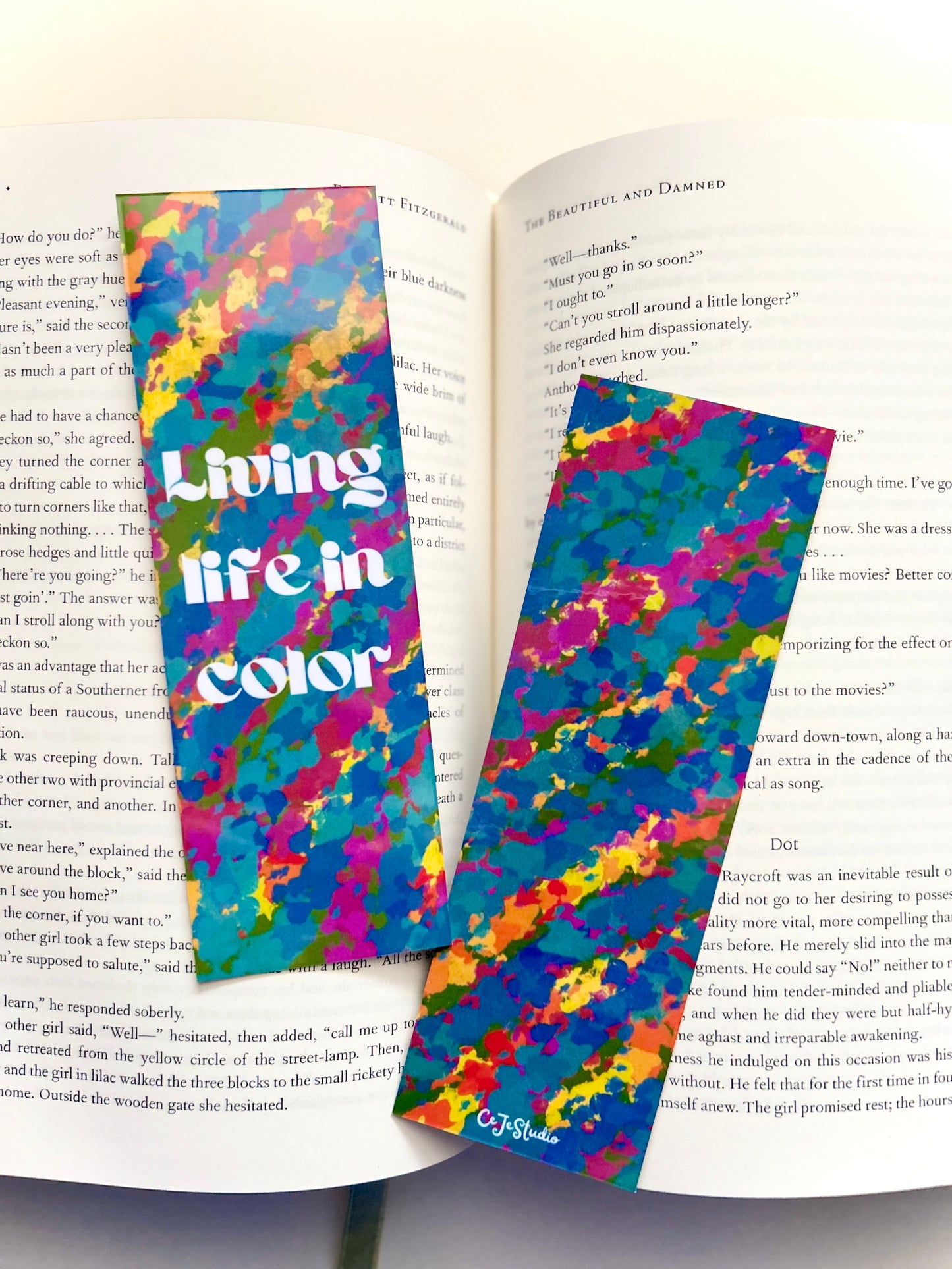 Marque-page « Living life in color »